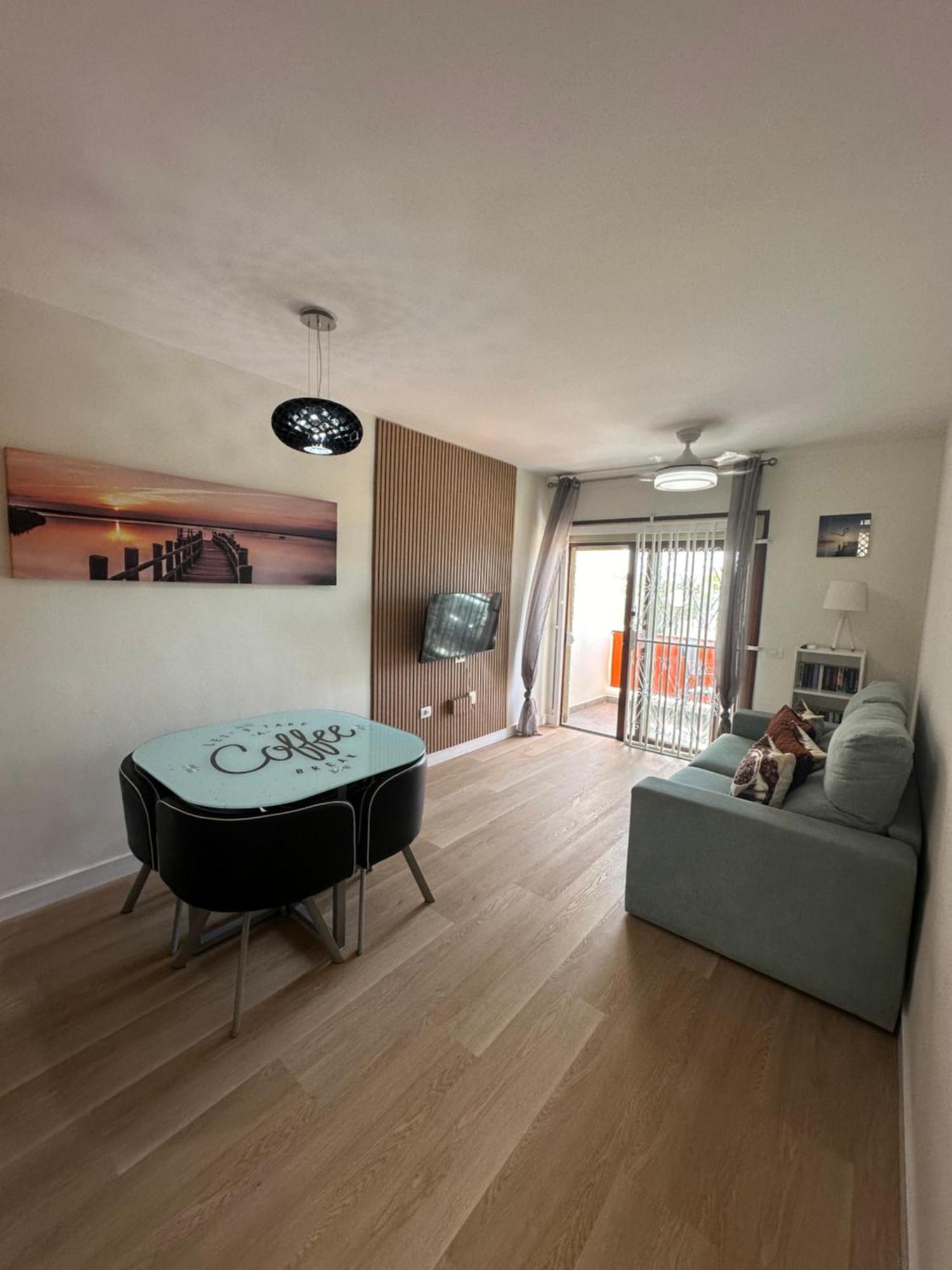 En Playa Las Vistas. Veramar. Free Parking, Pool! Los Cristianos  Εξωτερικό φωτογραφία